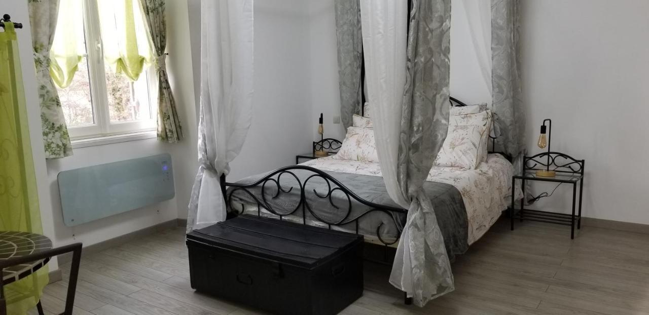 Moulin De L'Hoste Hotel Larzac Екстериор снимка